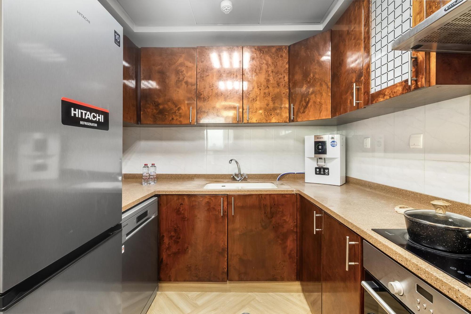 Spacious 3 Bedroom Newly Furnished - Marina Apartment Dubai