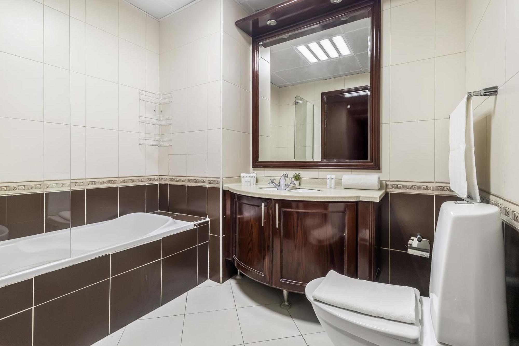 Spacious 3 Bedroom Newly Furnished - Marina Apartment